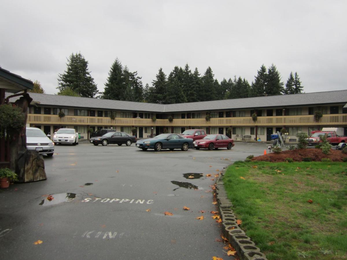 Heritage River Inn Campbell River Exterior photo